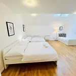 Cozy Design Apartments Right Next To Wenceslas Square
