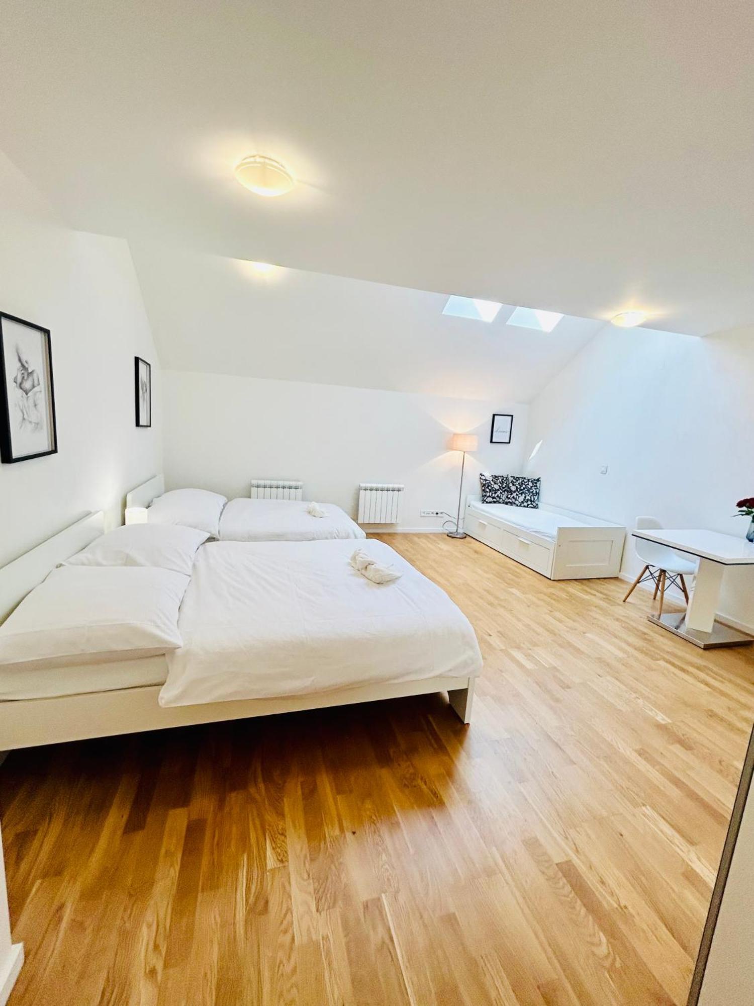 Cozy Design Right Next To Wenceslas Square * Praha